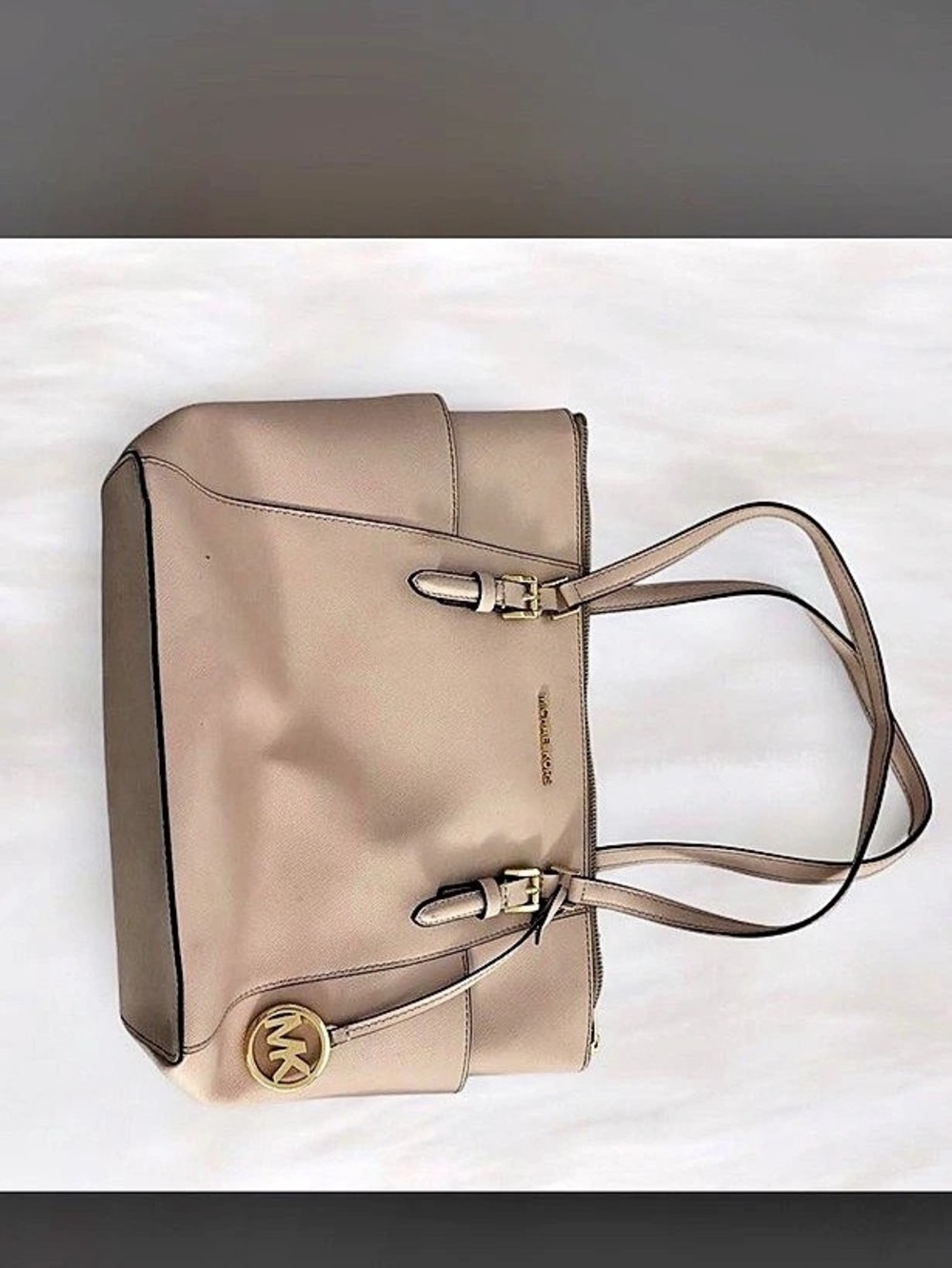 Michael Kors Jet Set Item East West Top Zip Tote in Brown
